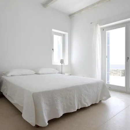 Haroula Hotel 4*